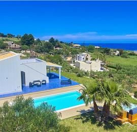 3 bedroom villa with pool, Scopello, sleeps 6